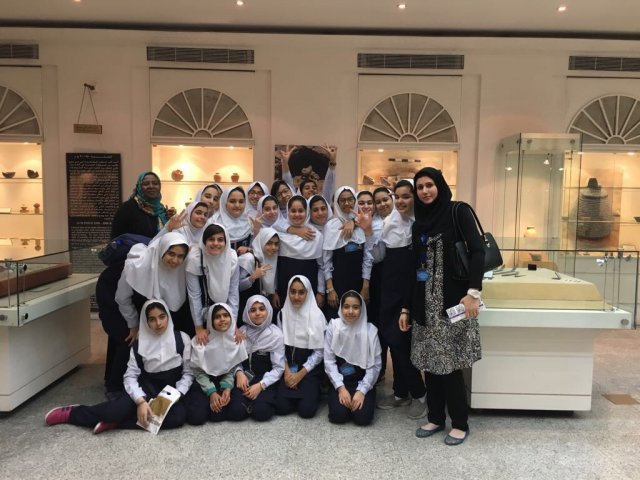 بازدید دانش آموزان پایه ششم و هفتم از موزه دبی